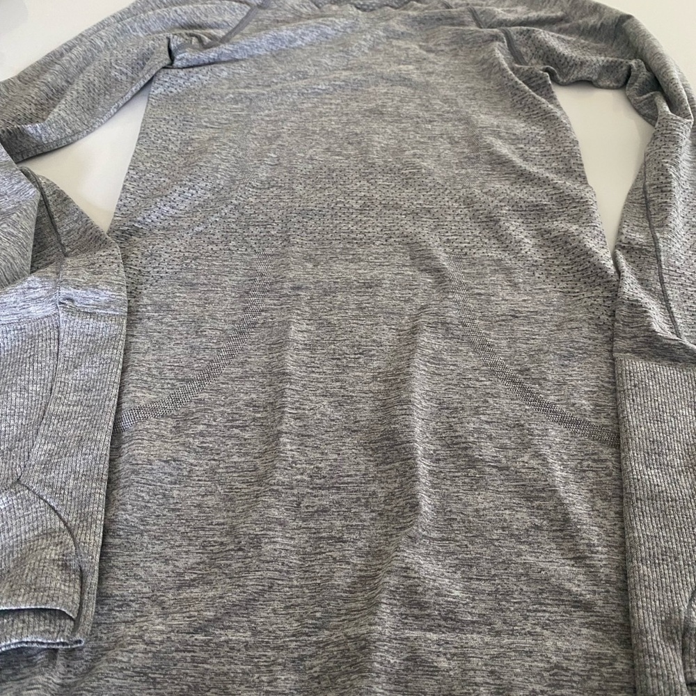 Lululemon slate swiftly long sleeve shirt